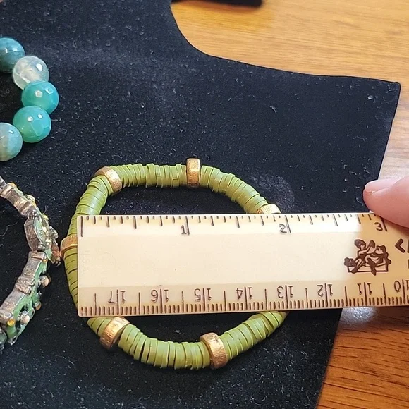 Set of 3 green bracelets - Picture 8 of 8